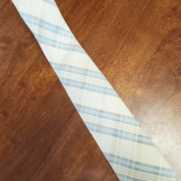 Danbury ~ Vintage Plaid Necktie ~ Excellent Condition - Picture 2 of 6